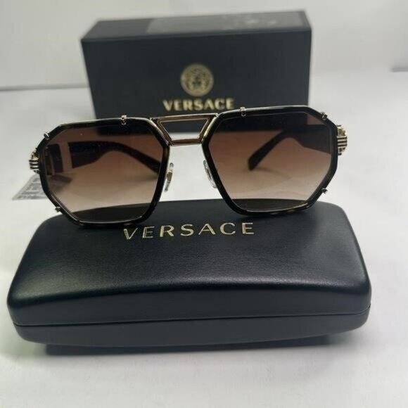 - 💯- New Authentic Versace Brown Gradient Geometric Sunglasses VE2228 1002… - Picture 11 of 14